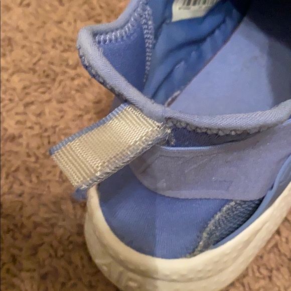 Women’s Nike shoes - Picture 3 of 4